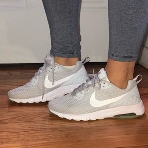 Nike comfort foot gray and white sneakers